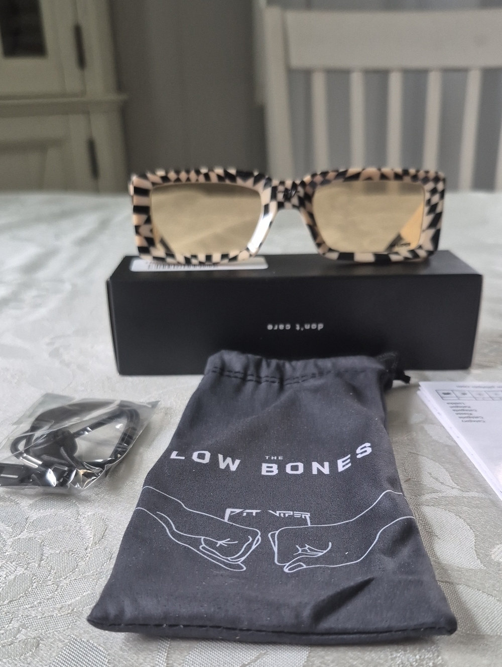 PIT VIPER LOW BONES THE VICTORY LAME PHOTOCHROMIC LENSE NEW